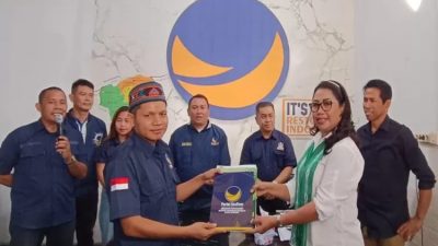 Ketua DPC PKB Kota Kupang” Ewalde Taek” Daftarkan  di Partai Nasdem  Sebagai Calon Wali Kota Kupang